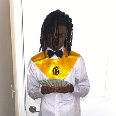 insta- https://t.co/u9XSu6AOD2 20k+ Views on YT🦇