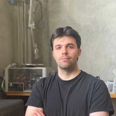 I’m PhDing @hseas @harvard in agentic AI and ai4neuro.