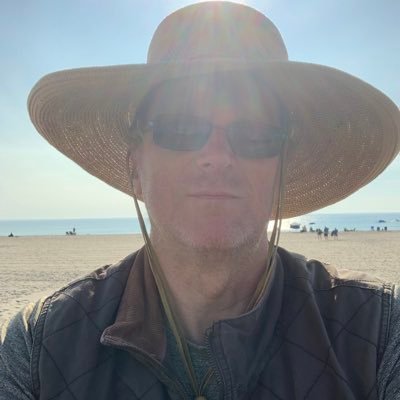 Scott393828101's profile picture. 