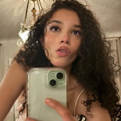 kkotiyves's profile picture. on the kylie cantrall pill