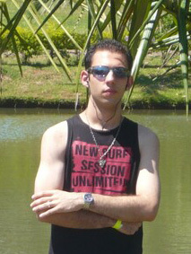 Nicholas0008's profile picture. 