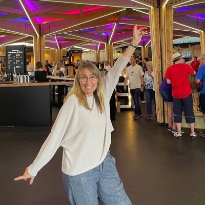 Englandno1fan's profile picture. Early years practitioner, life-long footy fan. Love my kids, most team sports, swimming, Dr Who, horror, dancing, Spurs and food! Married to @GazBenham