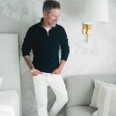 RyanSawtelle's profile picture. I'll never wear flip-flops. Moto rider. NH Native. Utah resident by way of Los Angeles. Patriots apologist. Charity life. BS-Econ. I like the funnies.