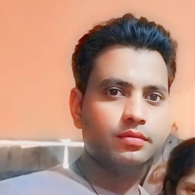 B Sc bio
ना हिंदू बुरा है ना सिख ईसाई मुसलमान बुरा है बुराई पर जो उतर आए वो इंसान बुरा है
