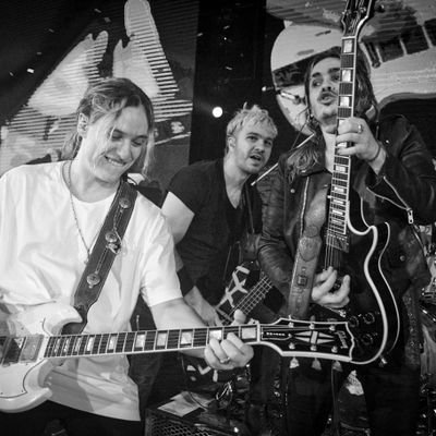 Cuenta fandom de nuestra gran banda de rock 🔥💀@airbagoficial @guidoairbag @gastonsardelli