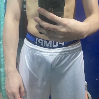 hawaka34's profile picture. 