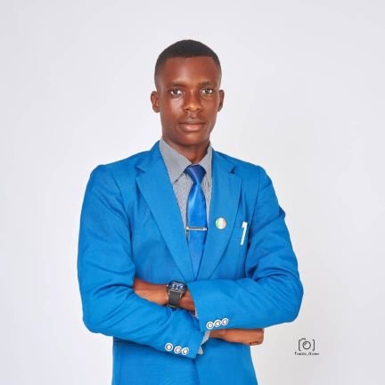 TECH FARMER 🌿 || BUSINESS COACH 🎯 || PR 🎙️|| PENFLUENCER 🖊️ || MILITARY 🎖️