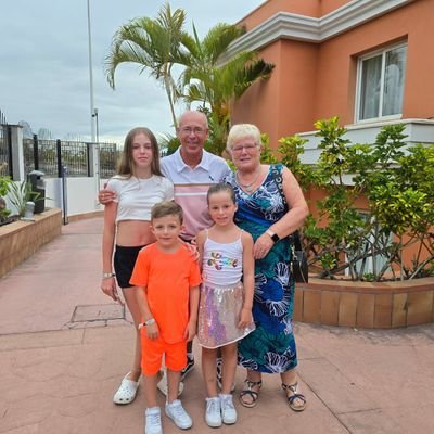Long suffering Jambo , Granddad to 3 beautiful grandchildren Amelia , Millie and Albie . All views my own https://t.co/JdfbcwqEuP Arsenal . please no DM