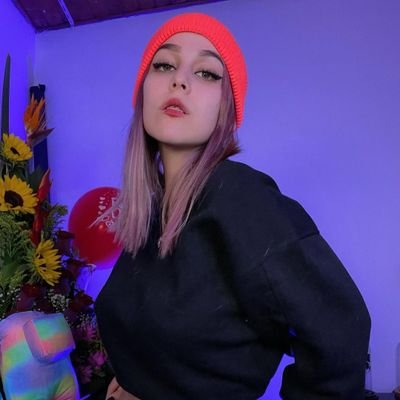 je recherche un homme sérieux et attentionné pour une relation durable ❤️🩹
'