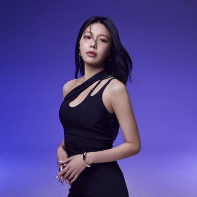 Japan Solo Debut Single『Unstoppable』 2024.10.30(Wed.) CD Release