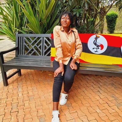 Oliver72302441's profile picture. Born to love🙌🌎
Even though I fall a thousand times..I won't leave the presence of God 🙏🙏🙏