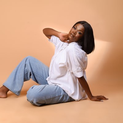 aama_rra's profile picture. Entrepreneur || Film Maker ||