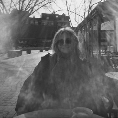 liv_worrall_'s profile picture. Senior People Development Trainer @SFHFT | IDTA dance teacher and ex-performer | views are my own.