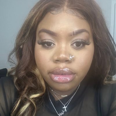 #NEWPAGE 😘😟 Self taught Makeup Artist ❤️#southernnotstate