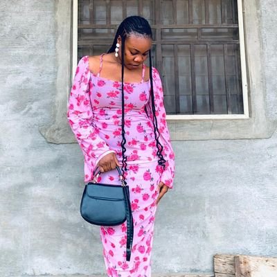 crownadeola7's profile picture. 