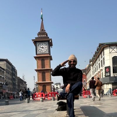 Samie_Kaushik's profile picture. वि. चेतावनी: मै जो कुछ यहाँ कर रहा हूँ, निजी है. परिवार, कम्पनी, संसार का कोई लेना देना नही, सब माया है.