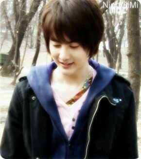 I'm Not Real Hyung Jun. 오빠는 너희를위한 계정이기때문에 모든팬들 전부 맞팔이야. 물론 본 계정도. 부담갖지말고 별글도 먼저 확인해주고~ 친오빠처럼 애인처럼 먼저 다가와줘! 봇분들도 패계분들도 다가와주세요^^! 이건 부계정이니까 본계정도 팔로부탁해! @___JUN87