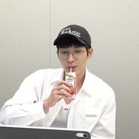 ゆん (@svt_ww_wz_hs) 's Twitter Profile