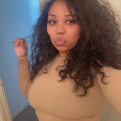 lovee_rissaa's profile picture. the real big dog 🫶🏽