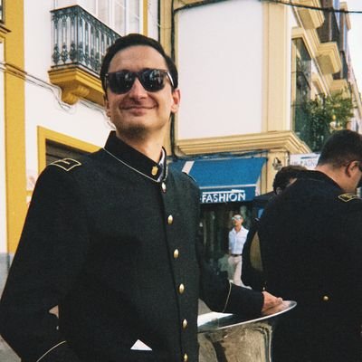 davidrguezsilva's profile picture. Cofradías, bandas, carnavales y Betis                      
                 Intento de tuba