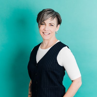Entrepreneur. Writer. Community enthusiast. Certified Coach.