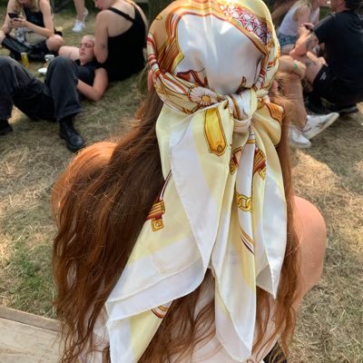 FebeDr's profile picture. no bio because you’ll find me cool asf