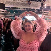 miss erica ⸆⸉ and the heartbreak prince 💖 (@t0weratmidnight) 's Twitter Profile Photo miss erica ⸆⸉ and the heartbreak prince 💖 (@t0weratmidnight) 's Twitter Profile Photo