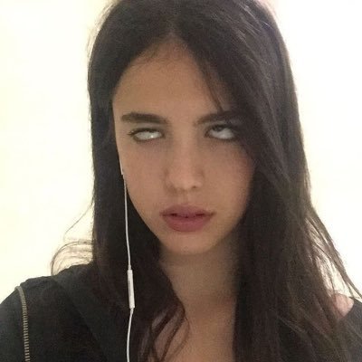 PlERCEME's profile picture. poor twisted me