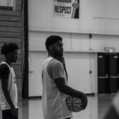 Elijah Davis Profile