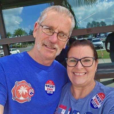 brendeely's profile picture. Jesus Freak, wife and mother