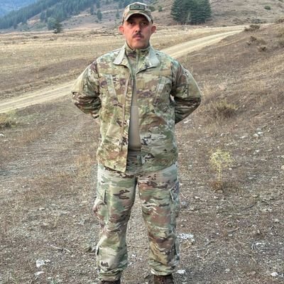 2488bfc7115f400's profile picture. Yalovalı. 𐰤𐰾:𐰲𐰖𐰴𐰣 AMFİBİ 
Dz.P.Onb. 2001-2003  🇹🇷🪖⚓⚔🐊🏴‍☠️ Elektrik Teknikeri. Hidroelektrik santralinde çalışıyor.