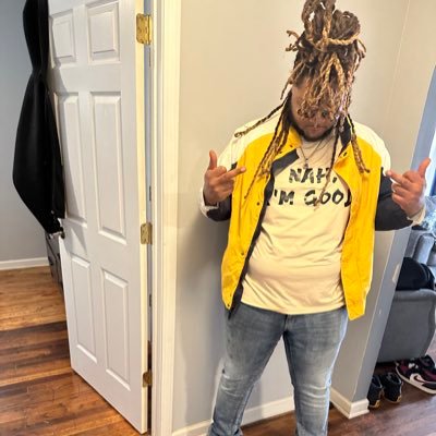 Gwalla_55's profile picture. Add me on IG- Spazzout_83  Snap- spazzout55