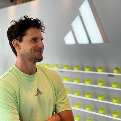 Obsessed with 🎾🏐. Domi's backhand on clay is proof he's FeDal's son. Stan list too long 😂 I watch 🏎️ and 🏒too. he/him