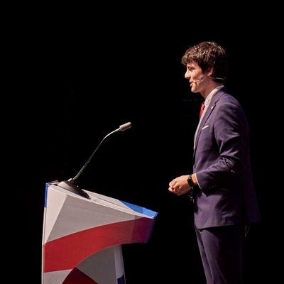 osrodvi_05's profile picture. Comunicación, oratoria y debate. Mejor Orador de España 2024 y Subcampeón del Mundo de Oratoria