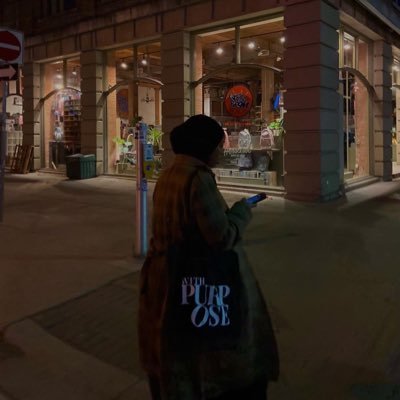 illyym_'s profile picture. لَئِن شَكَرْتُمْ لَأَزِيدَنَّكُمْ ۖ (14:7)