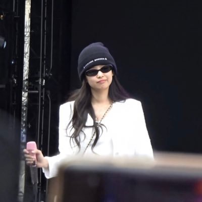 RubiesCn_ZGZ's profile picture. Only@Jennie 男粉.厌男厌世的别过来碍眼. 电台Spotify哪个都比你们强