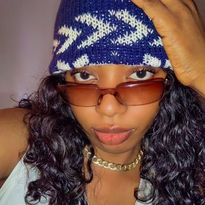 Passionate product designer transforming ideas into captivating user experiences | Business 🤝 |Design 🎨 | Tech 💻 | Gamer 🎮 | Indoor girly ☺️ | Christian💃