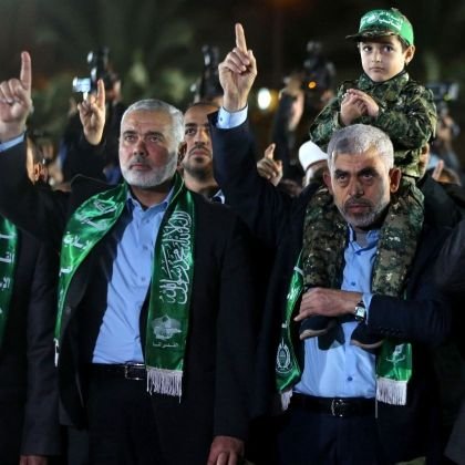 ryhnsro's profile picture. هیچ