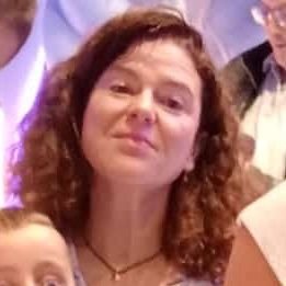 SusanaElguea's profile picture. Riojana y periodista en @la_ser. Twitter personal