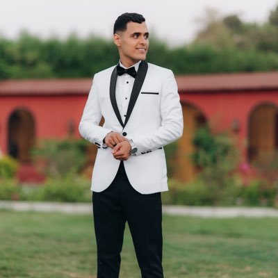 وَالَّذِينَ يَبِيتُونَ لِرَبِّهِمْ سُجَّدًا وَقِيَامًا♥️