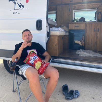 chusgarcia98's profile picture. 