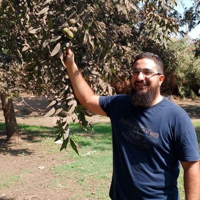 مؤسس شركة غابة لتصيدر بذور اشجار الزينة🌳
نهدف إلى تعزيز الاستدامة ونشر الجمال الطبيعي من خلال توفير بذور فريدة تسهم في إثراء الحدائق والمشاريع الزراعية🌳🌍