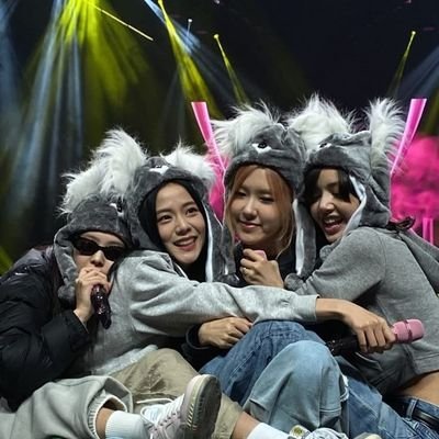 koyanngy's profile picture. BLINK