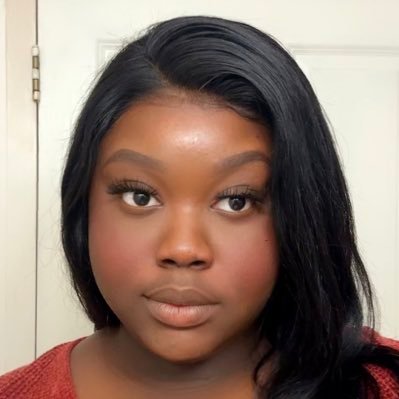 Itsmeesi's profile picture. 