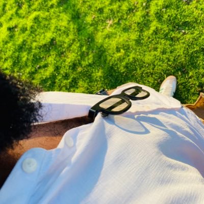 _JUSTGOFORIT🙏//Isaiah 43:19//🇷🇼🇹🇿//Seafarer🦺 FASHION👑 @exas_wardrobe @kibo_viatu