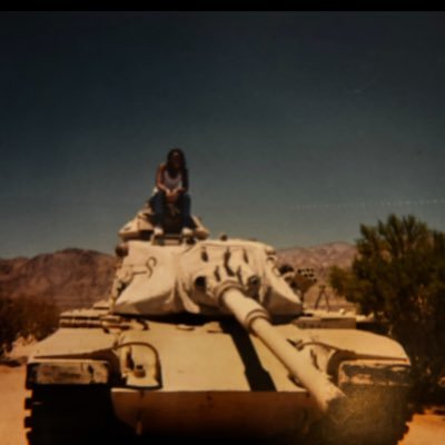 jaxsonvillehoty's profile picture. I am whomever I think I am I may also be who you think I am 🤷🏽‍♀️