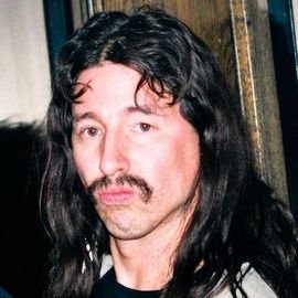 Fan of the Colorado Avalanche. Miles Wood enthusiast. Sorry, I'm not really Dean from Fubar.