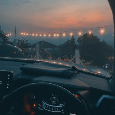 My mind tells me to give up but my heart won't let me.