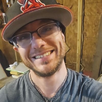 SwampyCats_Wake's profile picture. Bi - he/him
English Major, Fashion Merch Minor. YSU Alum, prospective small business owner.

https://t.co/vgTc3qrotR


Header Art by @SunnyHuesTat2s
