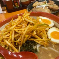 食いしん坊アミサン (@tmphrpomiosama) 's Twitter Profile